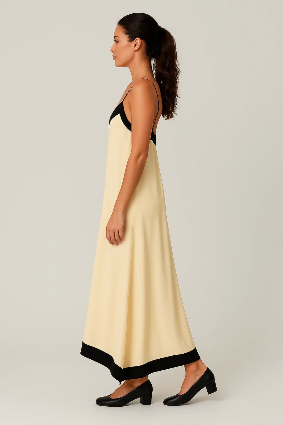 Robe longue bicolore | Robe fluide à fines bretelles | Légère et respirante