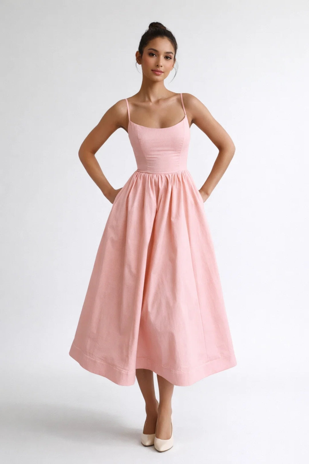 Robe midi Femme | chic & élégante | bretelles fines ajustées pour Été