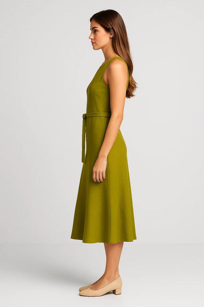 Robe midi ceinturée | Robe sans manches fluide | Légère et respirante