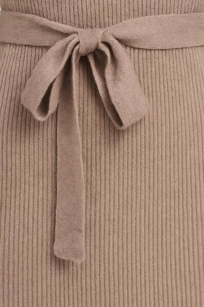 Robe pull courte ceinturée | Robe en maille à col montant | Légère et respirante