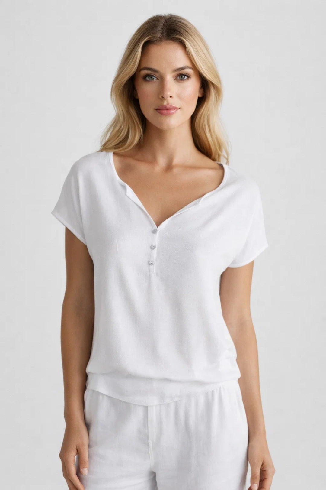 Blouse Femme - Col V Manches Courtes Coupe Fluide | Élégante