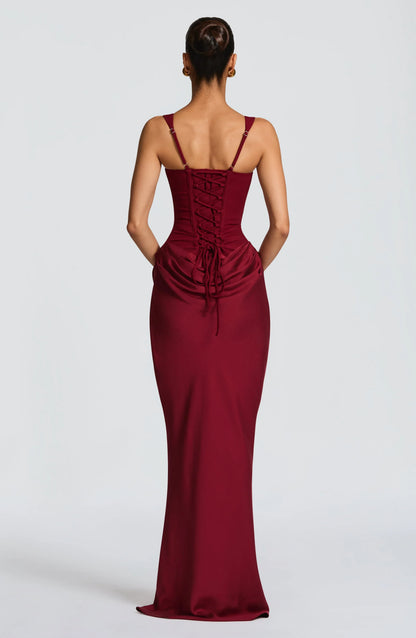 Valentina - Robe Invitée Mariage Femme à Bretelles Larges avec Coupe Corset et Drapé Latéral