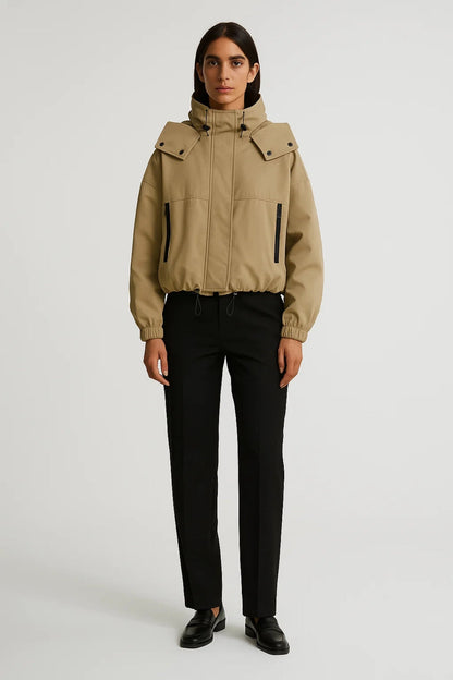 Veste Coupe-Vent Femme | Col Montant Réglable | Légère et Déperlante