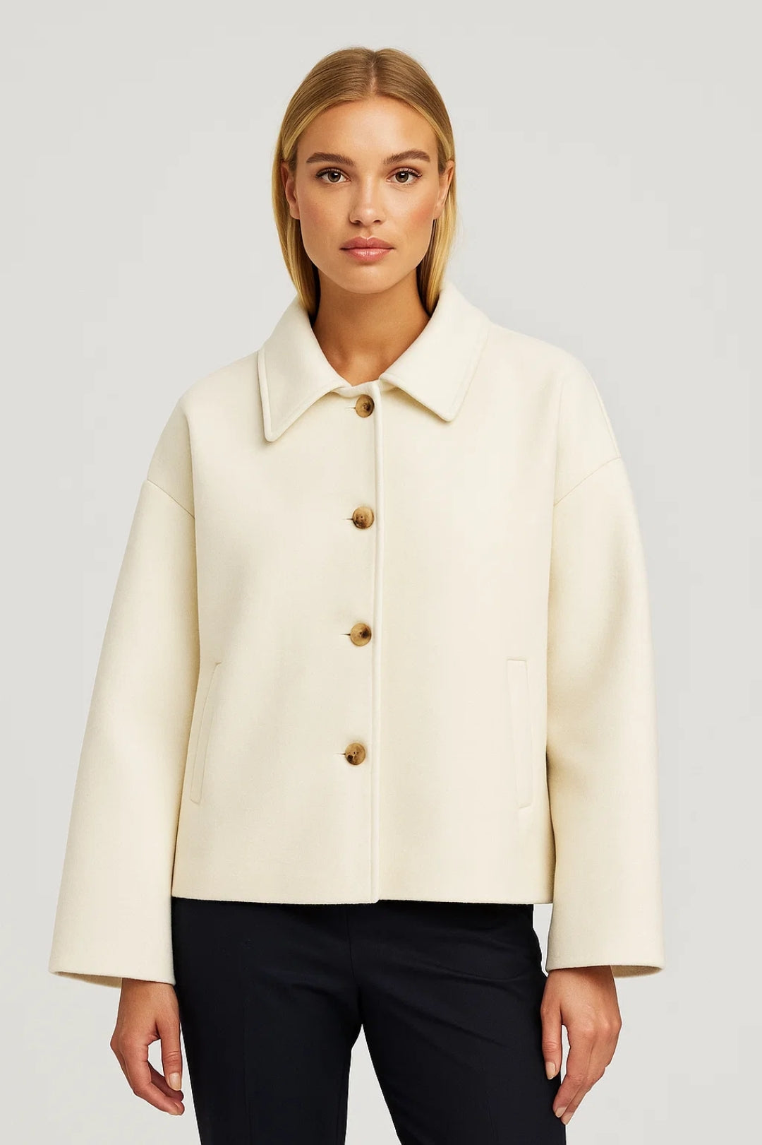 Veste Courte Femme | Blouson Minimaliste à Boutons | Élégant et Décontracté