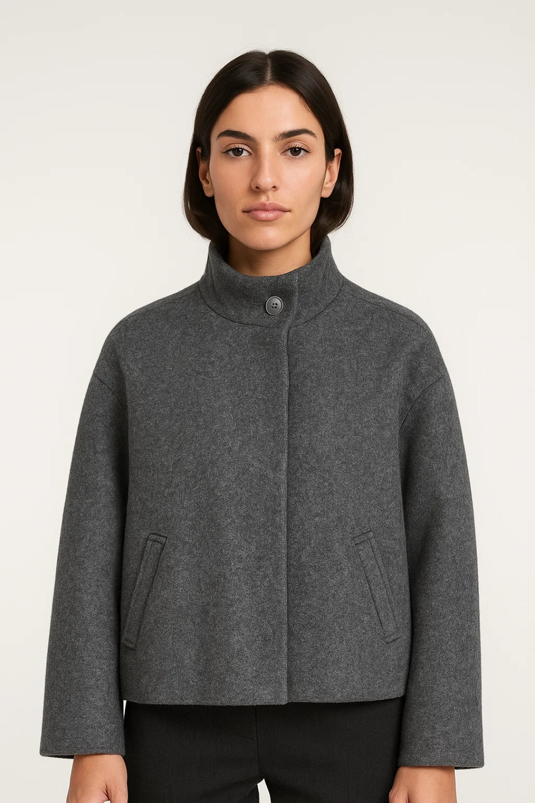 Veste Courte Femme | Laine Mélangée Col Haut | Beige Sable ou Gris Anthracite