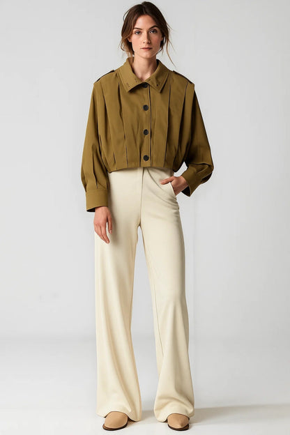 Veste courte style utility avec boutons | Vert olive ou noir | Design moderne et structuré