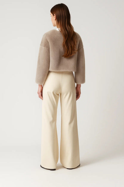 Manteau Court en Fausse Fourrure | Élégant et Douillet | Style Moderne