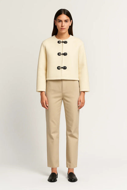 Vestes Hiver | Veste courte à attaches métalliques pour femme | Élégance minimaliste et chaude