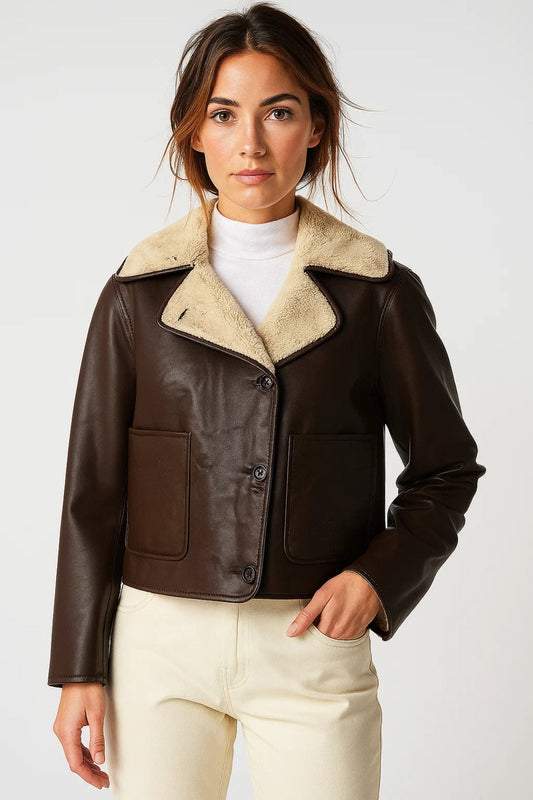 Manteau Court en Similicuir avec Col en Fausse Fourrure | Chaleureux et Élégant
