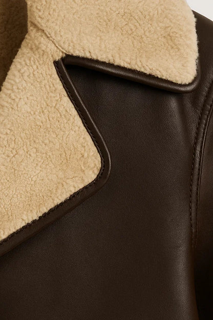 Manteau Court en Similicuir avec Col en Fausse Fourrure | Chaleureux et Élégant