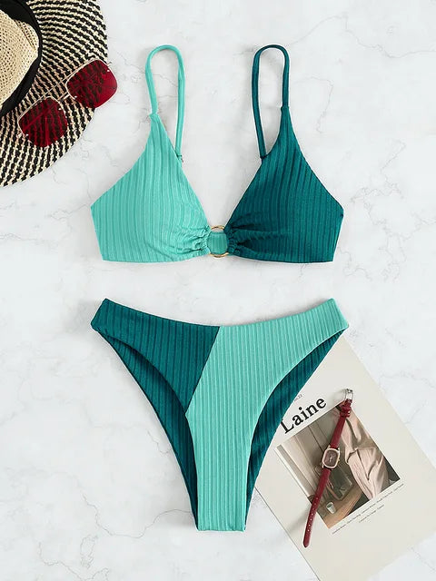Élise - Bikini Femme Maillot de Bain Tendance Color Block avec Anneau Frontal et Bas Échancré