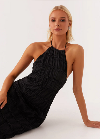 Élise - Robe Maxi Chic Invitée Mariage Femme avec Col Halter et Texture Géométrique en Relief