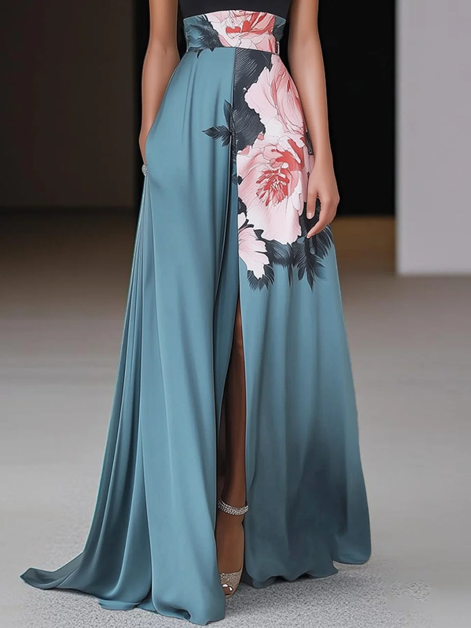 Élise - Robe Maxi Élégante Invitée Mariage Femme avec Col Halter et Jupe Fleurie