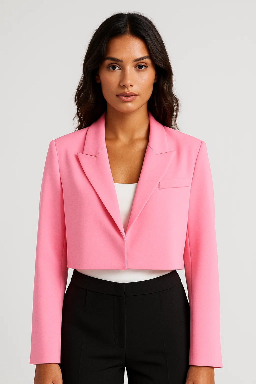 Blazers Courts | Veste tailleur courte femme | Élégance moderne et structurée